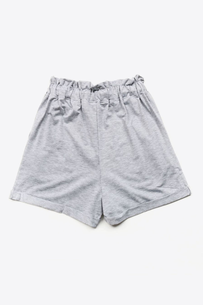 Shorts con puños y cintura con cordón y botones