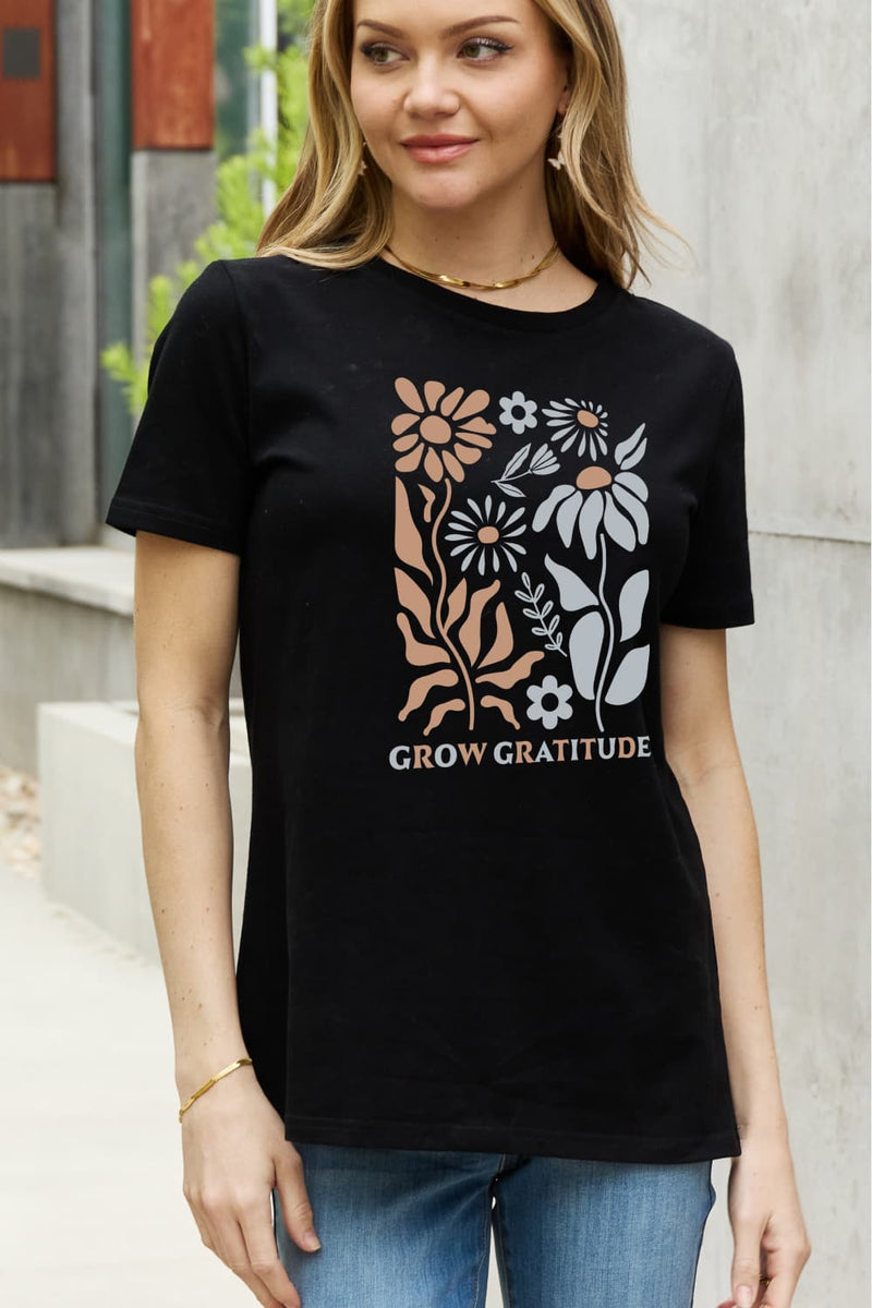 Simply Love T-shirt en coton graphique GROW GRATITUDE pleine taille