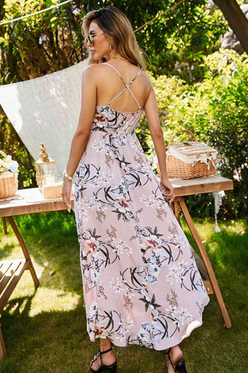 Robe à bretelles fines et découpes avec nœud floral