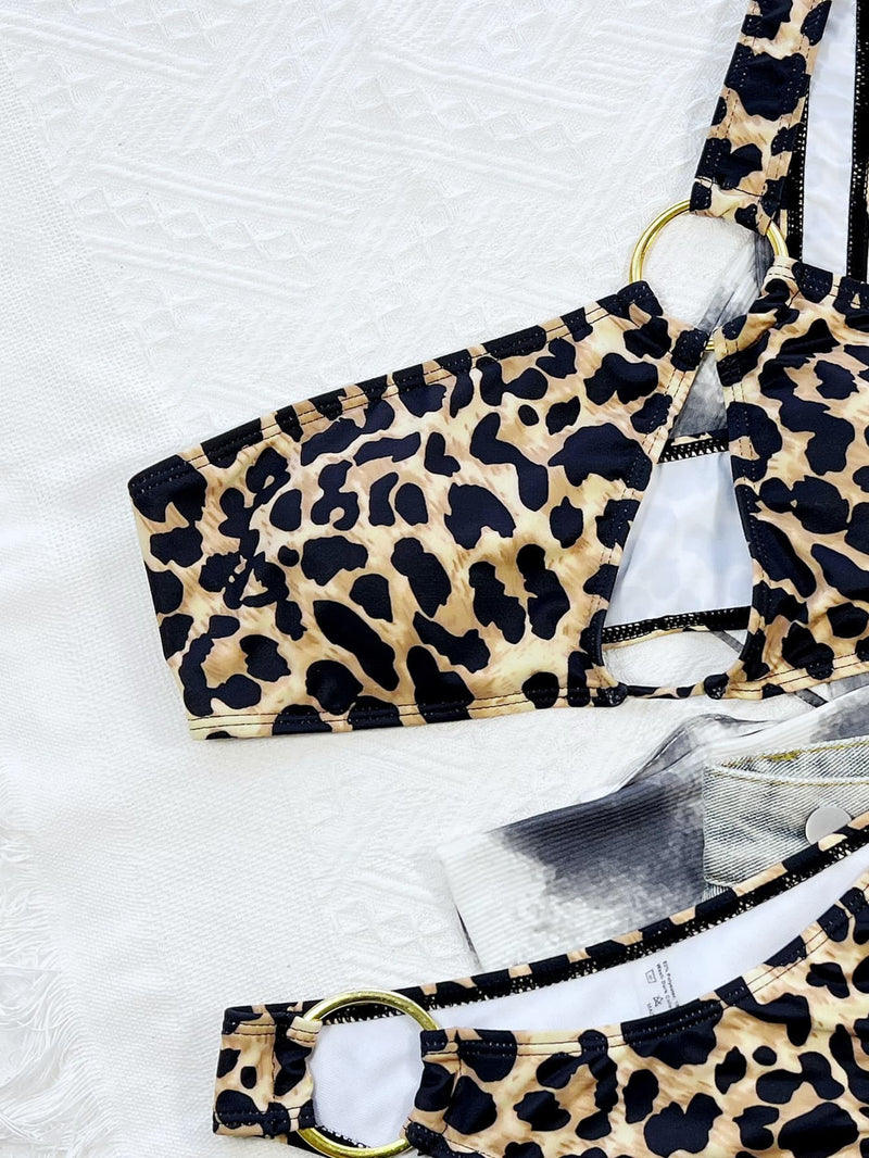 Ensemble de bikini à une épaule léopard