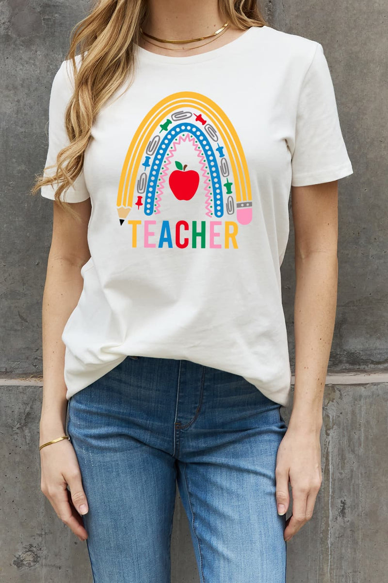 Simply Love T-shirt en coton graphique arc-en-ciel pleine taille TEACHER