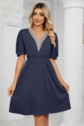 Contrast V-Neck Puff Sleeve Pocket Dress