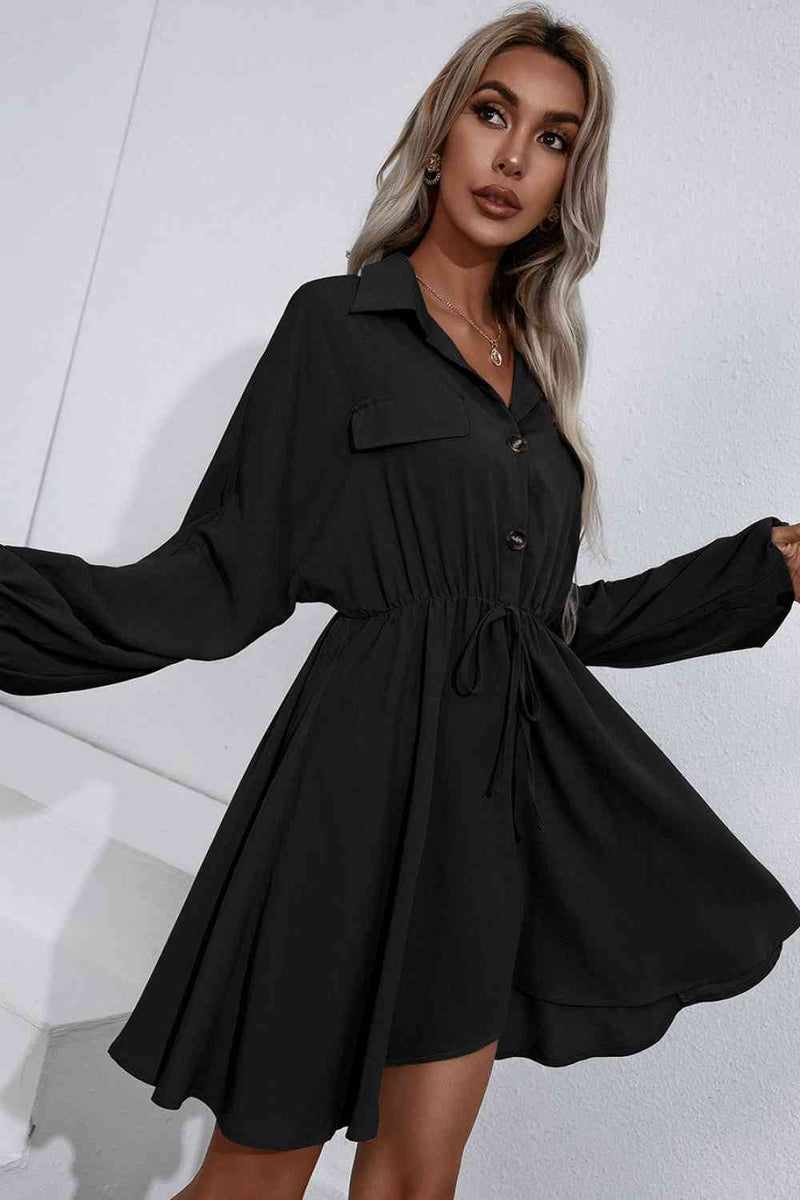 Robe chemise boutonnée à col noué à la taille