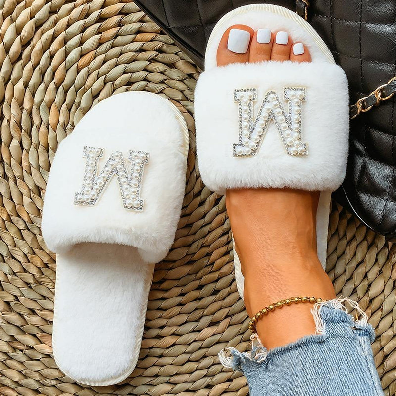 Customizable Women's Pearl Letter Decor Furry Slippers - AM APPAREL