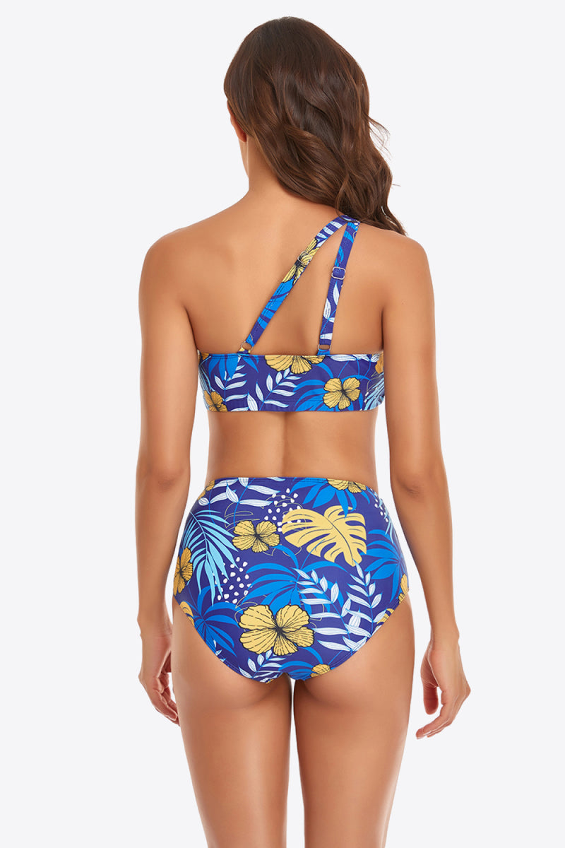 Ensemble de bikini à volants et à une épaule