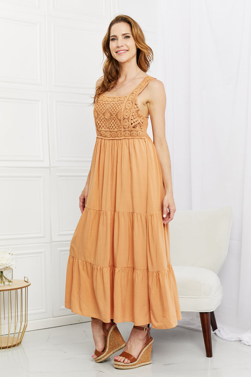 HEYSON Summer Dream - Robe mi-longue au crochet en sorbet