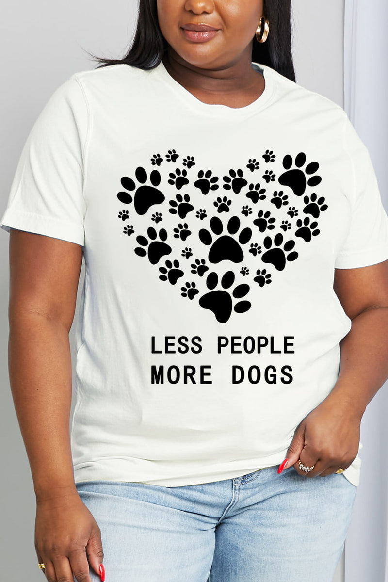 Simply Love Pleine Taille MOINS DE GENS PLUS DE CHIENS T-shirt en coton graphique coeur