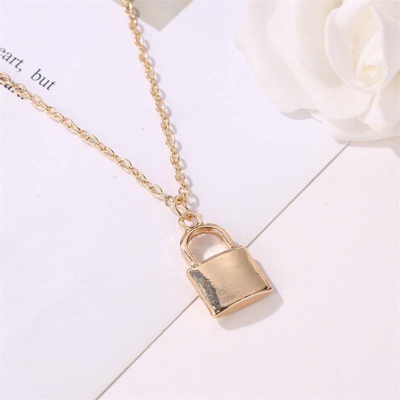 Unisex Metal  Lock Pendant Necklace - AM APPAREL